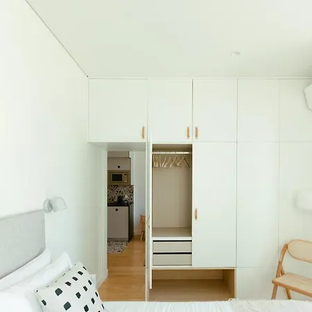 Trindade 19 - 1c Fernao Pires * Lisbon