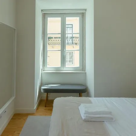 Trindade 19 - 1c Fernao Pires Apartment *